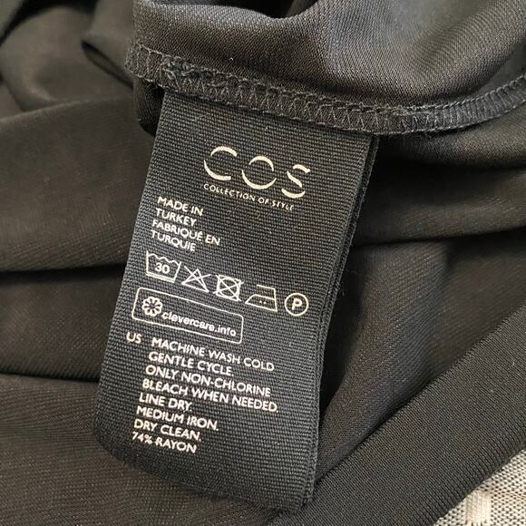 COS Round Neck Slip Dress Womens Size Medium Black Key Hole Minimalist Old money - Picture 7 of 8